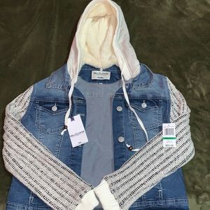 jean jacket w/ knitted sleeves, size (L), color;tessa